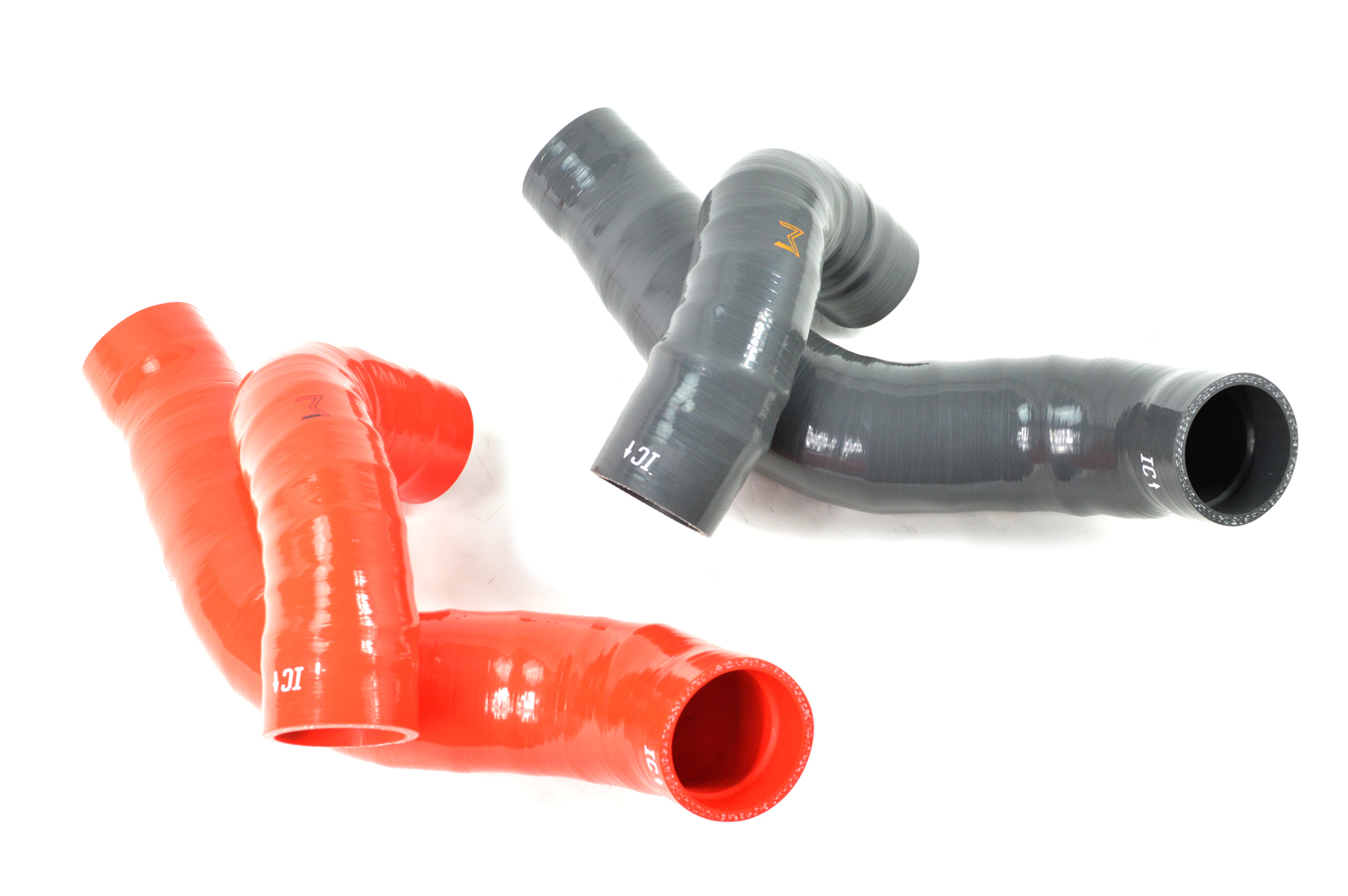 red-and-gray-silicone-boost-tubes-for-turbo-honda