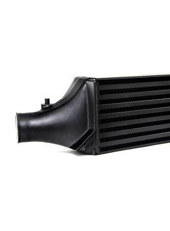 Cast aluminum endtanks provide smooth flow in and out of the 27WON Intercooler