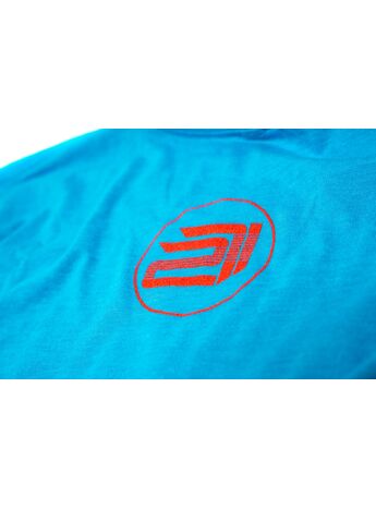 Flex in your new threads with the classic 27WON round logo on the backside of this shirt