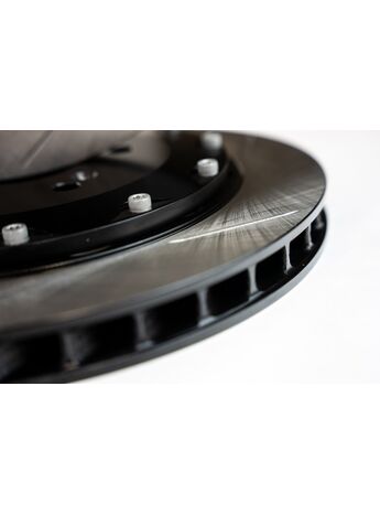 2x piece vented and slotted rotors to increase cooling efficiency