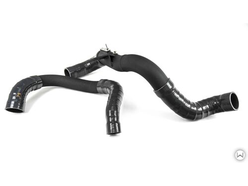 Black Powder coated piping for a durable finish that lasts