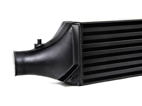 Cast aluminum endtanks provide smooth flow in and out of the 27WON Intercooler