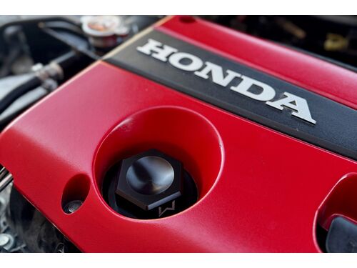 Stealth Black Billet Oil Cap on FK8