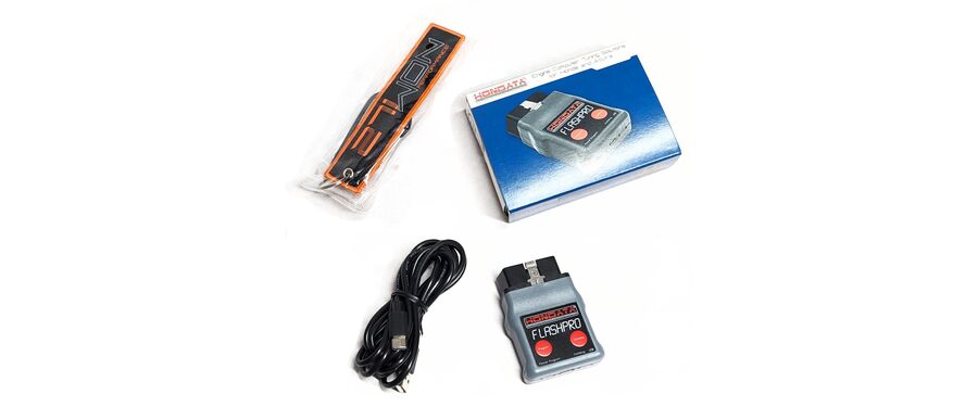 Everything you need in the box to get you started including the unit, PC cable, and quick start instructions