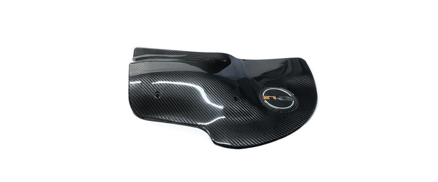 Upgrade to a carbon lid for a look like no other